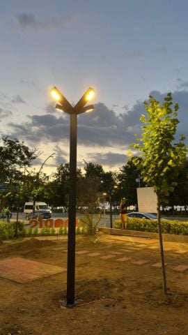 Çınar 300cm. 4 Kollu Led  Aydınlatma Direği