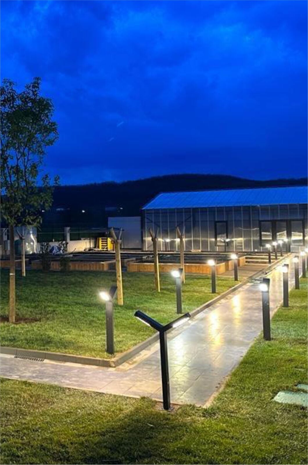 Bollard Aydınlatma Erciyes 60cm 2x21W LED  Çift Yönlü Yürüme Yolu Bahçe Aydınlatma
