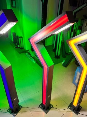 Benzin İstasyonu  Otel Kafe Restoran Rezidans Led Aydınlatma Direkleri 300cm