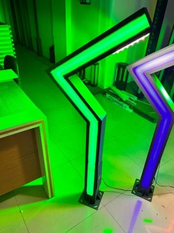 Benzin İstasyonu  Otel Kafe Restoran Rezidans Led Aydınlatma Direkleri 300cm