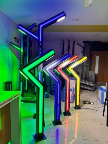 Benzin İstasyonu  Otel Kafe Restoran Rezidans Led Aydınlatma Direkleri 300cm